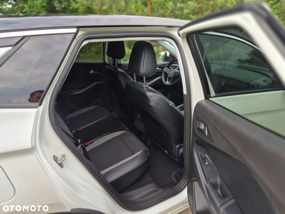 Opel Grandland X 1.2 T Innovation S&S - 32