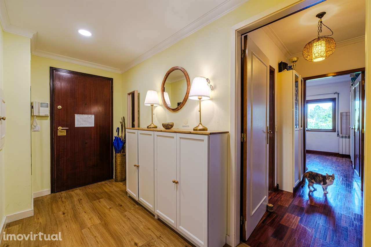 T2 Ermesinde com Garagem e Lareira – Renovado - Grande imagem: 2/26