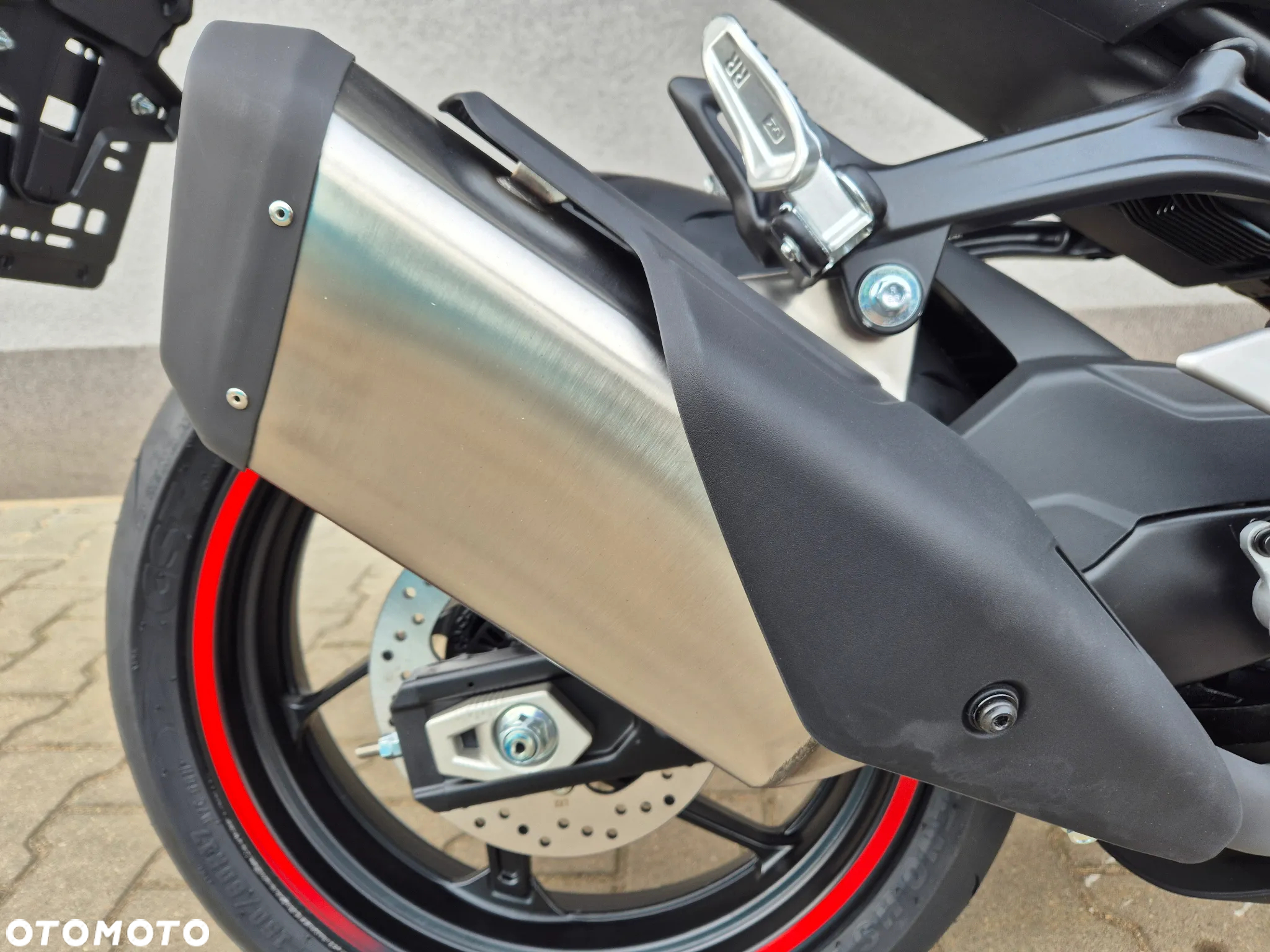 CFMoto SR - 13