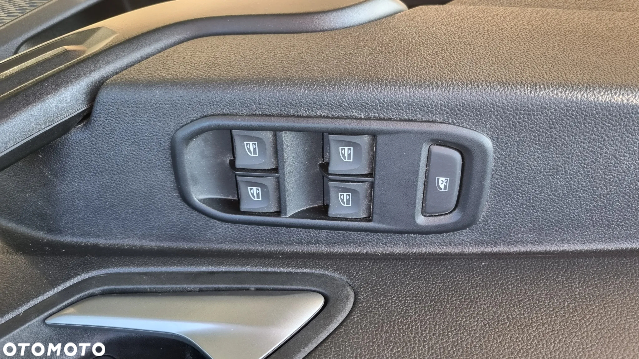 Dacia Duster Blue dCi 115 2WD Comfort - 28