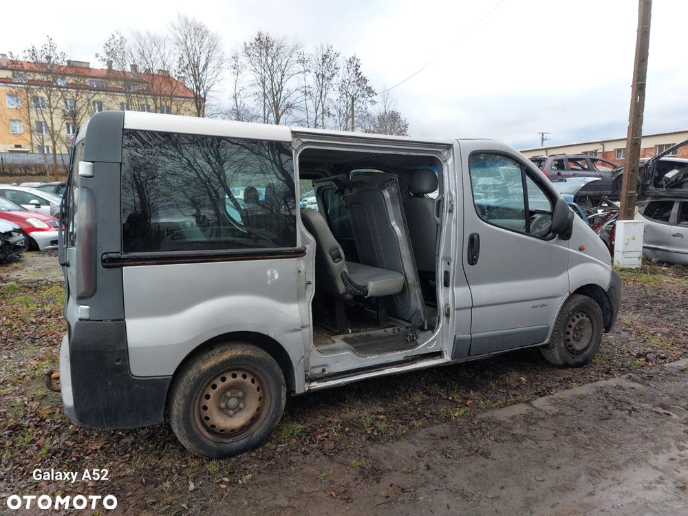 Zderzak RENAULT TRAFIC 05R. maska,lampy,drzwi,klapa.... - 5