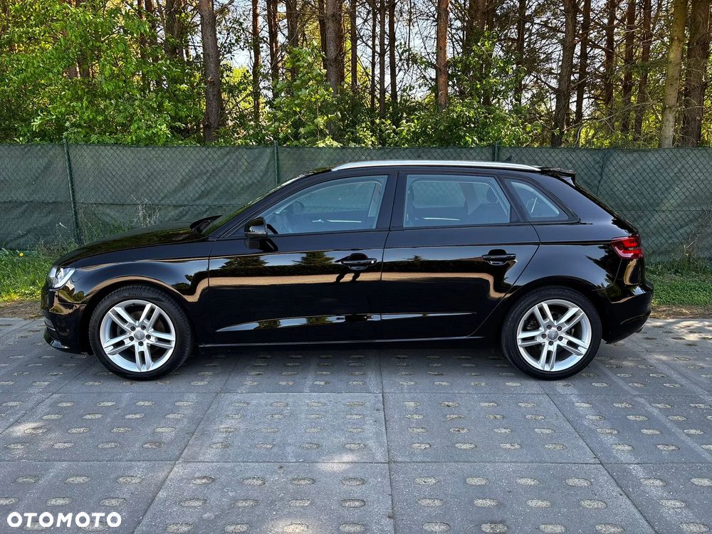 Audi A3 Sportback - 4