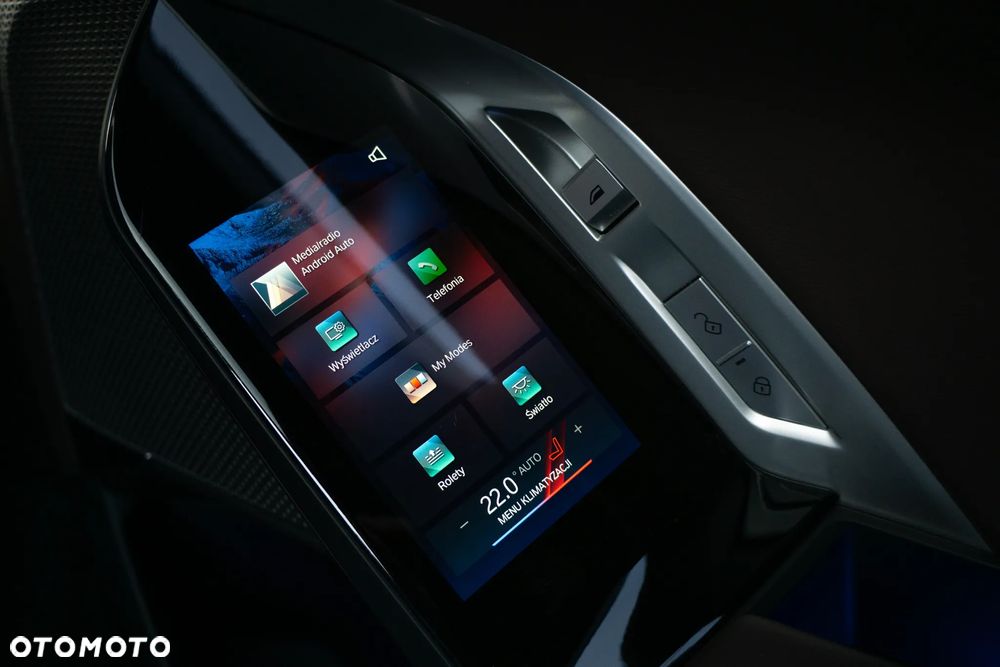 BMW i7 - 19