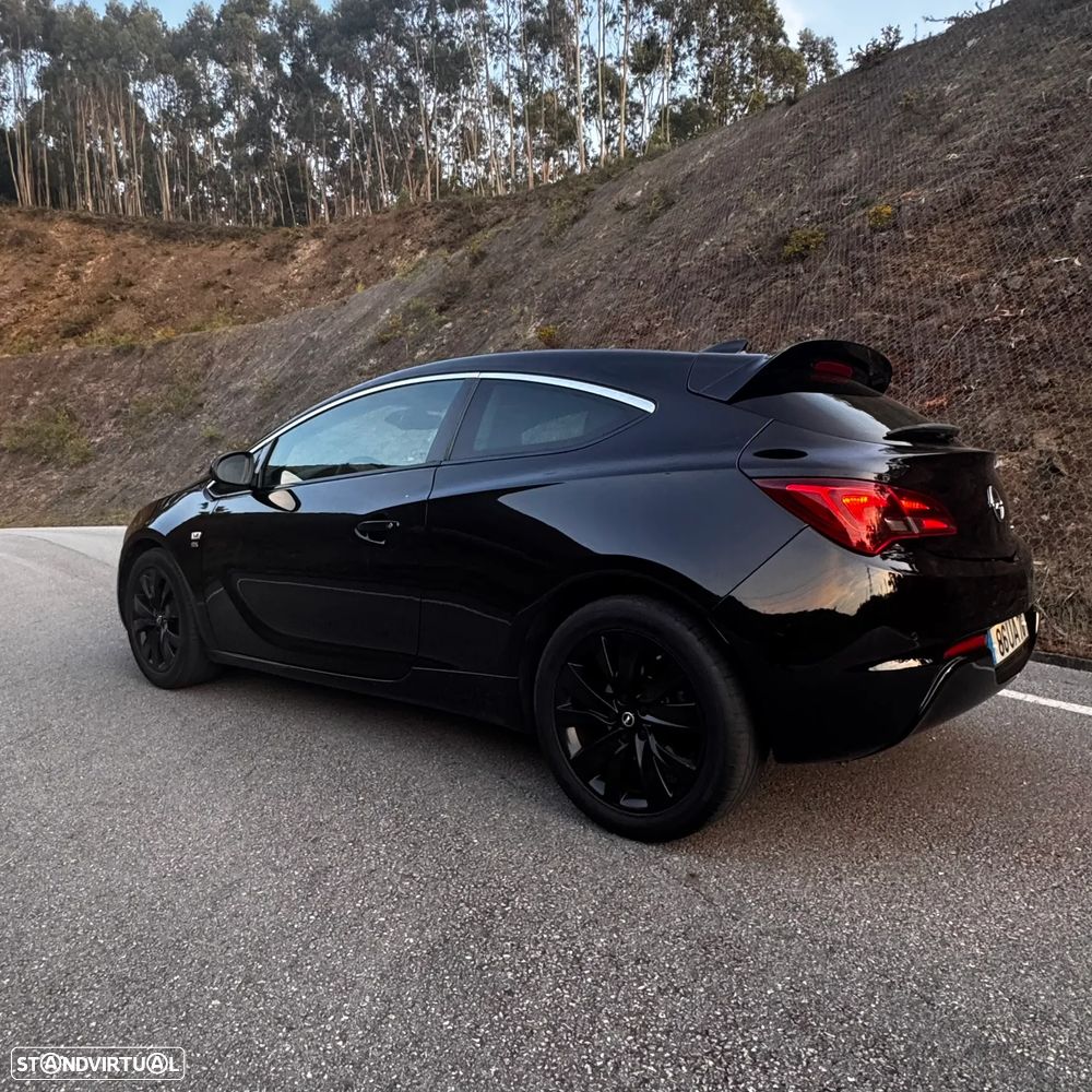Opel Astra GTC 1.6 CDTi S/S - 10