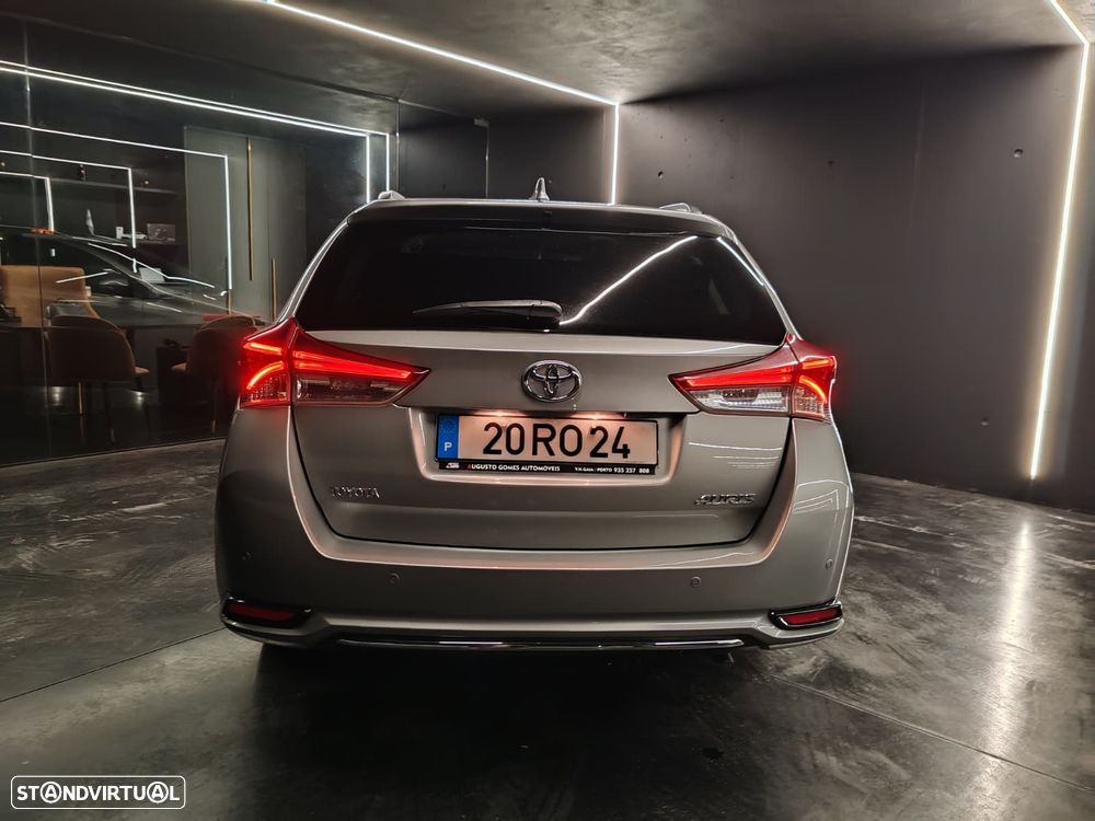 Toyota Auris Touring Sports 1.4 D-4D C.+P.Sport+Navi - 17