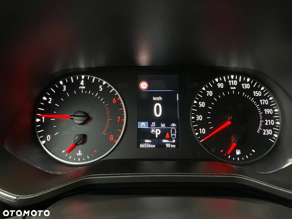 Renault Clio 1.0 TCe Zen Xtronic - 23