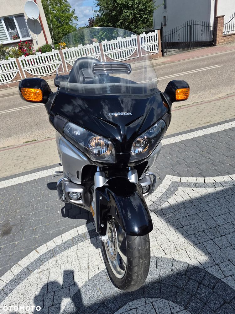 Honda GL - 5