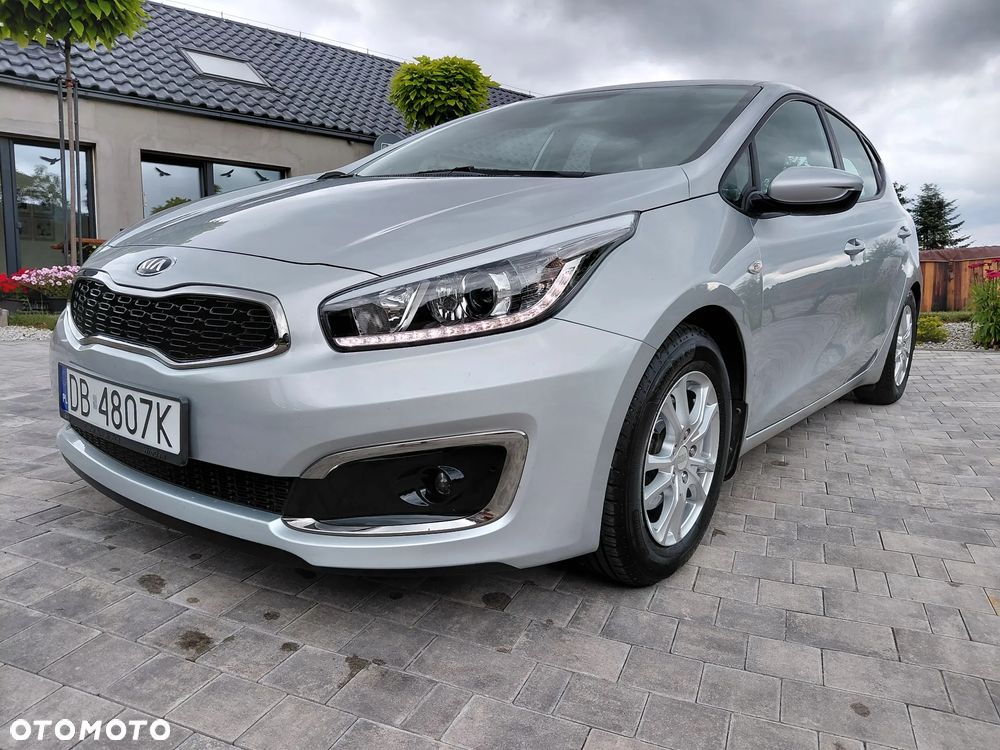 Kia Ceed 1.4 L - 1