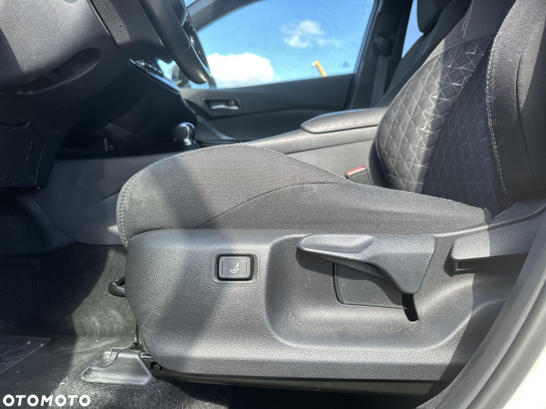 Toyota C-HR 1.8 Hybrid Style - 17