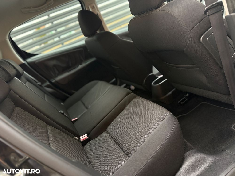 Peugeot 207 95 VTi Sport - 6