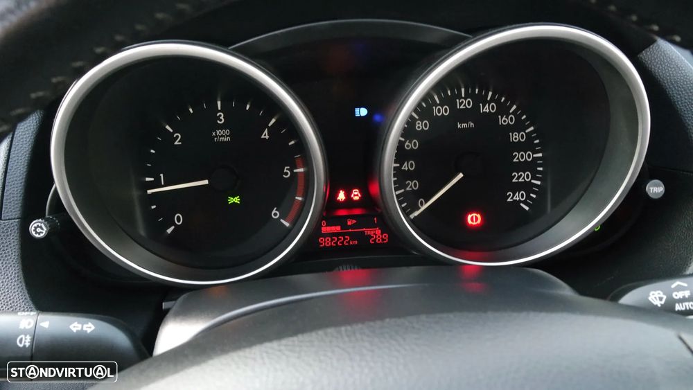 Mazda 5 MZR-CD 1.6 Superior Wagon +Xenon +PE+Pele - 8