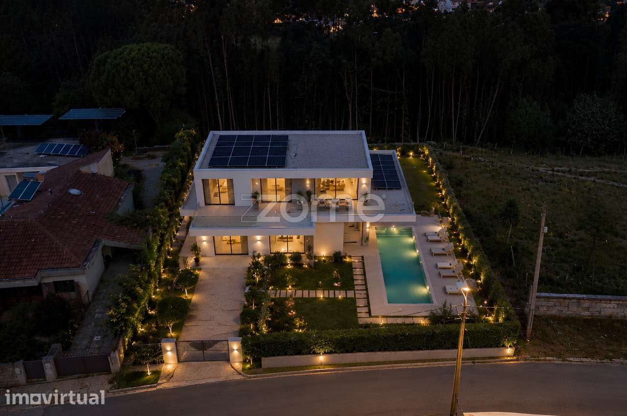 Terreno para construção de Moradia - Pedroso / Vila Nova de Gaia - Grande imagem: 3/17