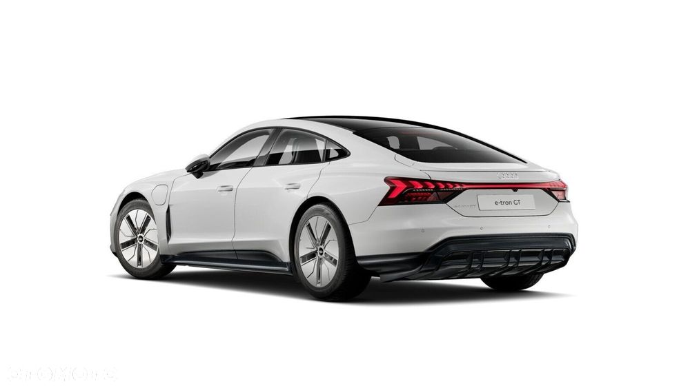 Audi e-tron GT - 4