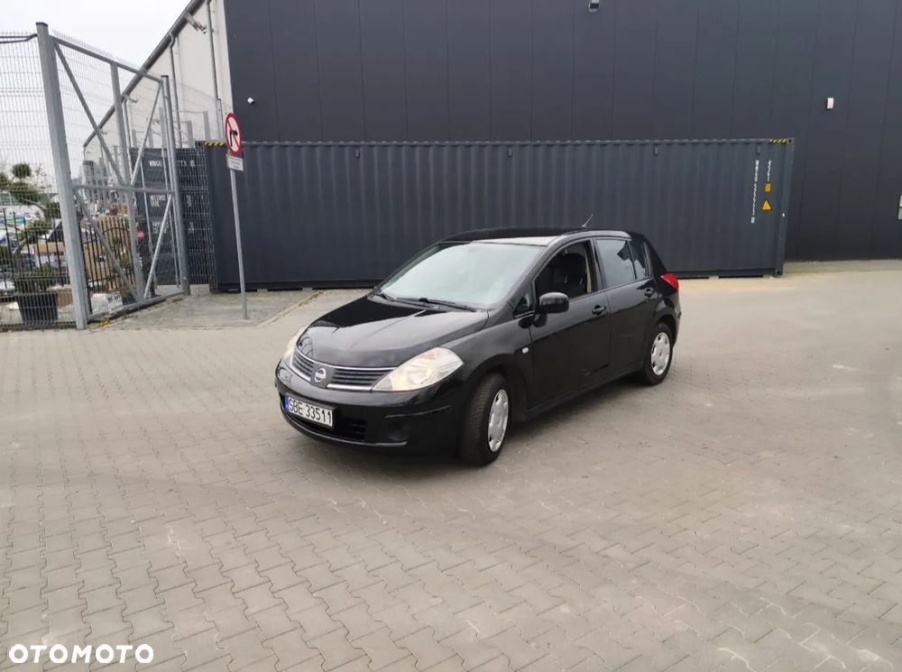 Nissan Tiida 1.6 Acenta - 1