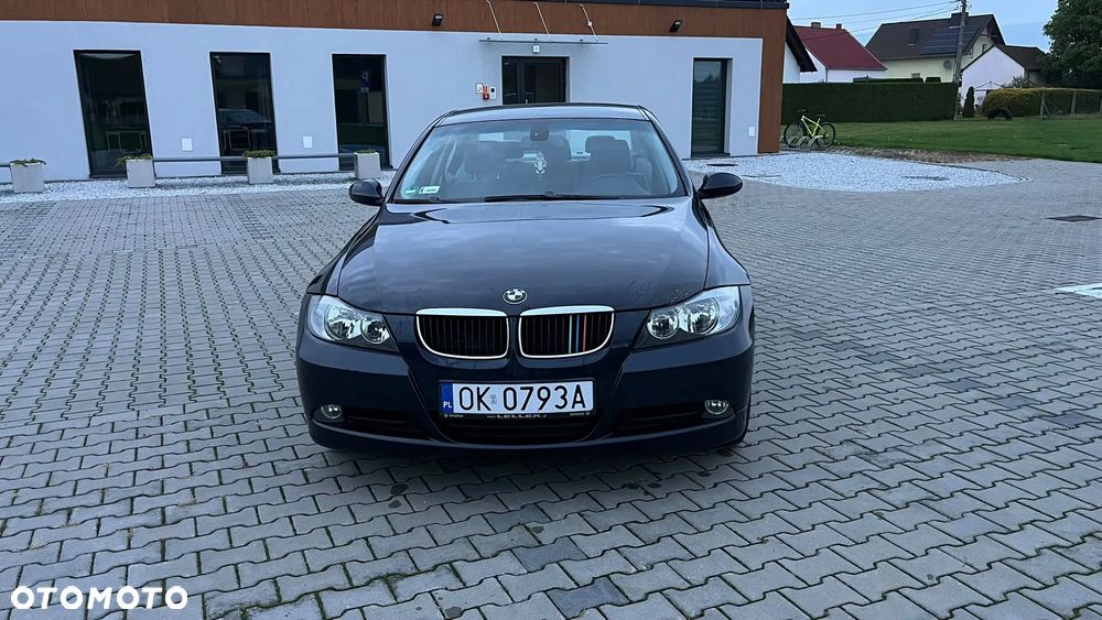 BMW Seria 3 - 1