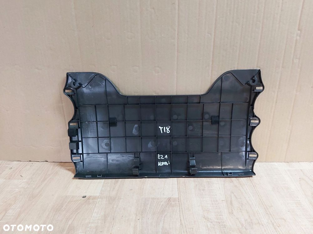 TOYOTA Corolla E21 osłona kanapy tył baterii środkowa 76971-02020 - 2