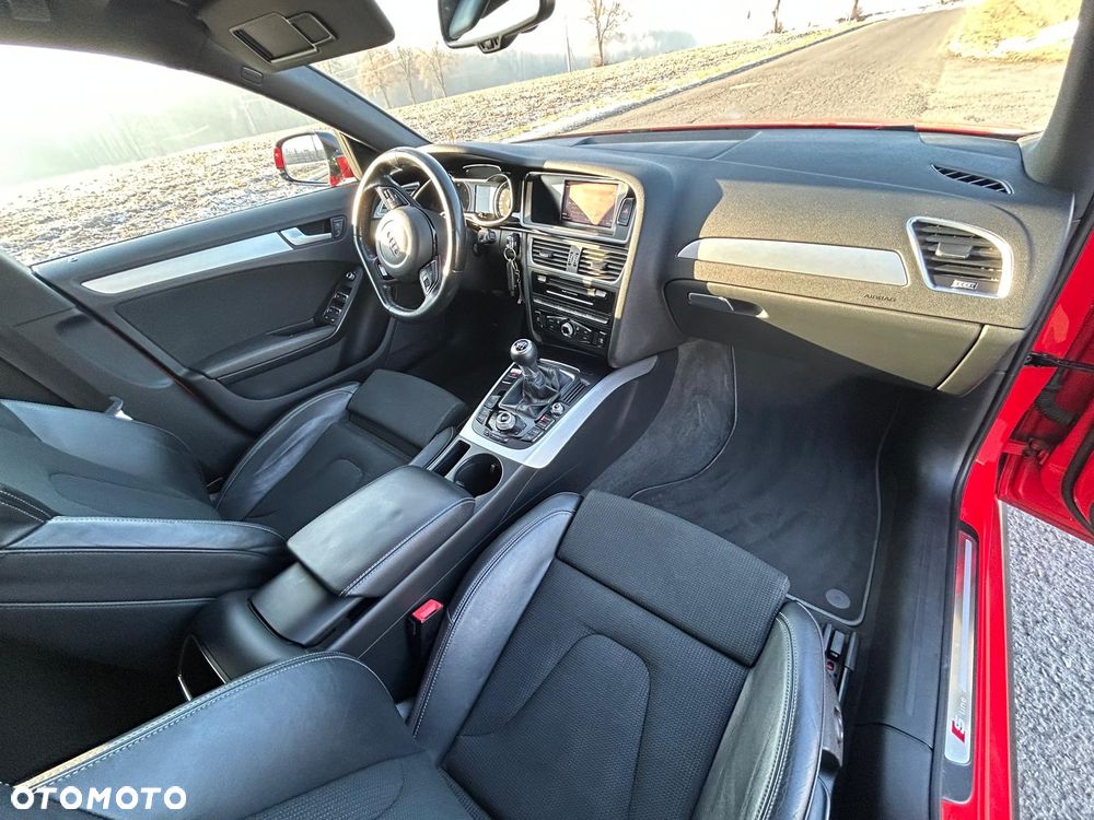 Audi A4 Avant 2.0 TDI DPF S line Sportpaket - 14