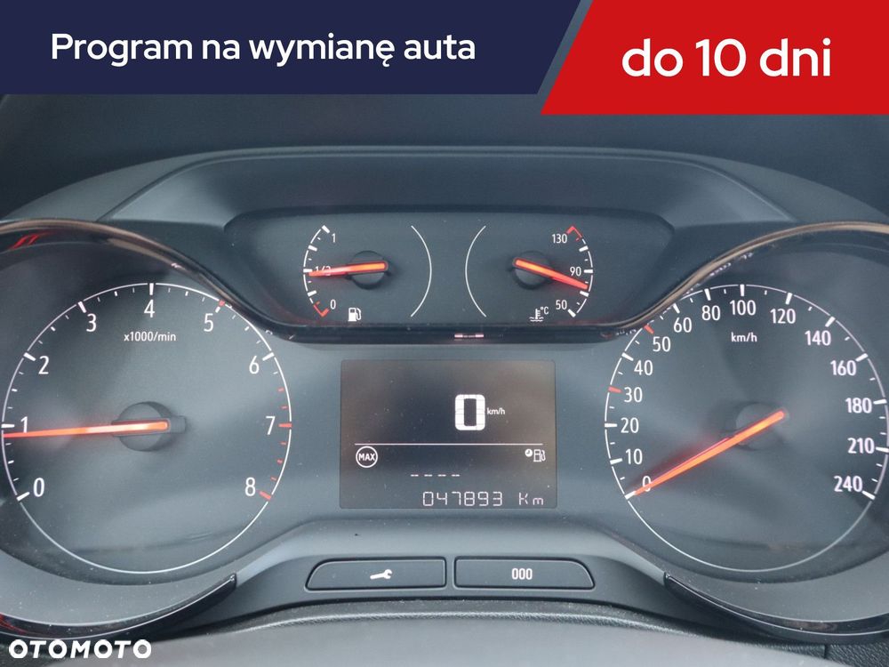Opel Crossland X - 13