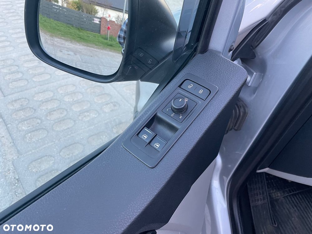 Volkswagen transporter - 10