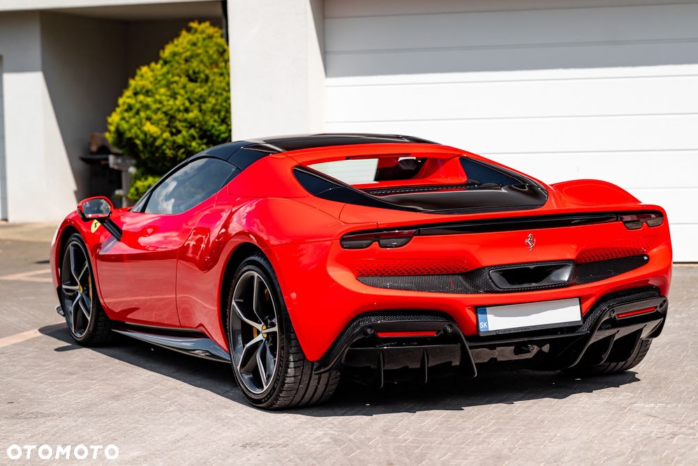 Ferrari 296 GTS - 6