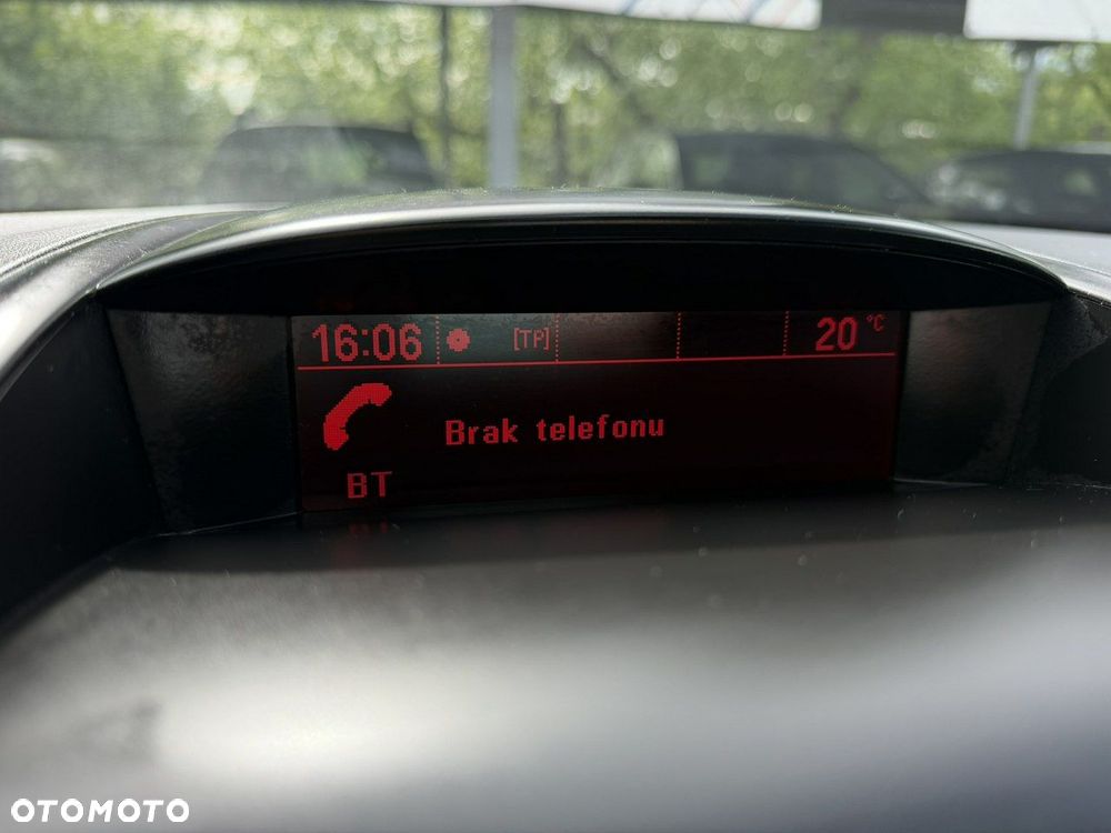 Opel Zafira - 21