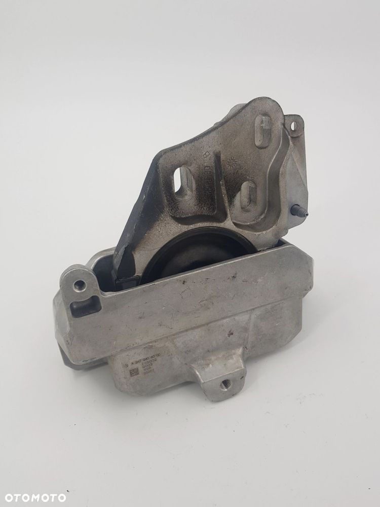 ORYGINALNA TYLNA ŁAPA SKRZYNI MERCEDES W177 C118 W247 A2472406000 - 1
