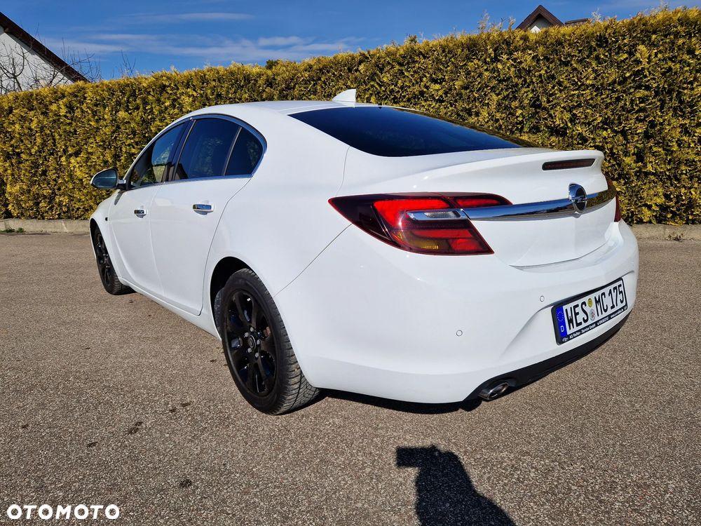 Opel Insignia - 11