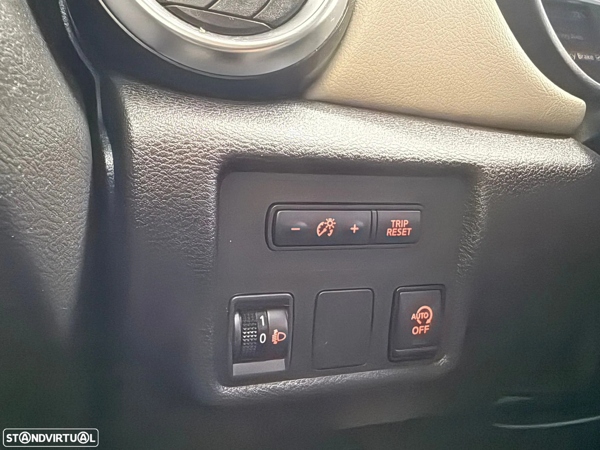 Nissan Micra 1.0 IG-T N-Tec - 24