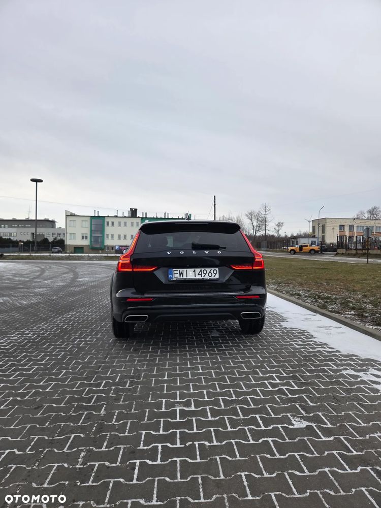 Volvo V60 Cross Country - 7