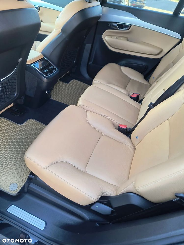 Volvo XC 90 T6 AWD Momentum 7os - 11