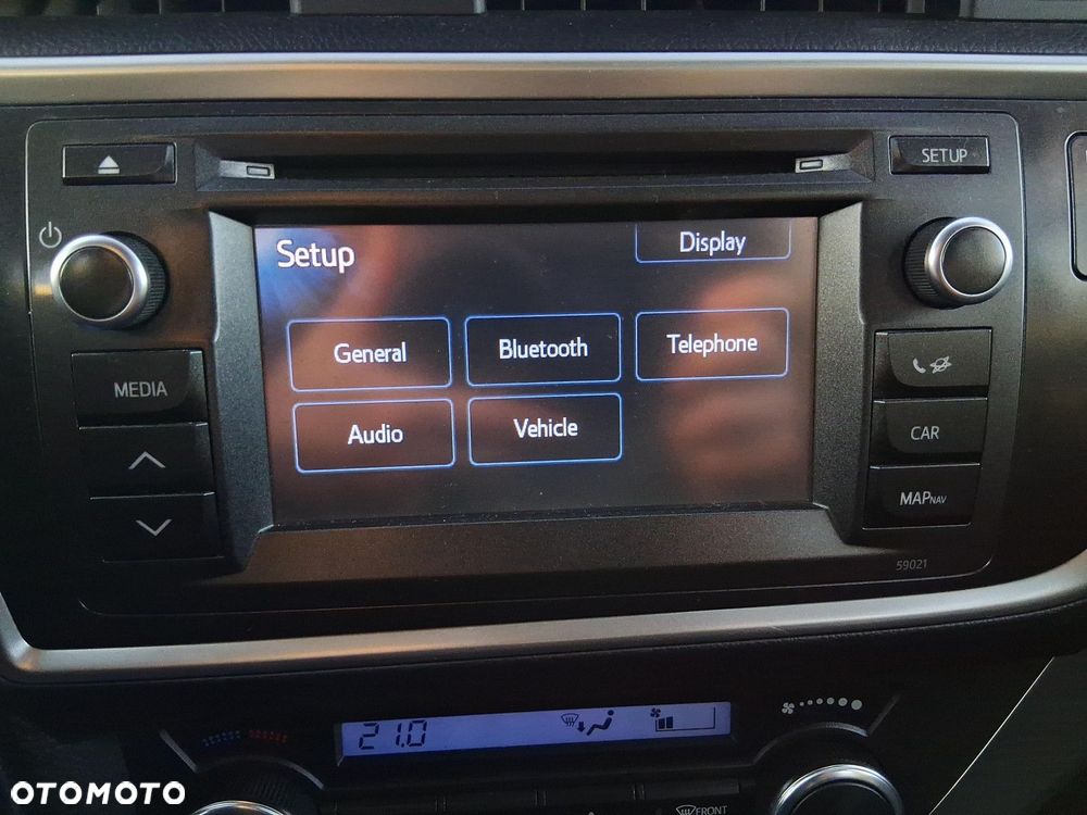 Toyota Auris - 21