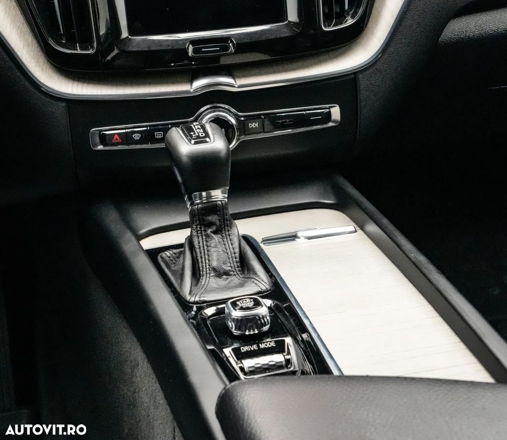 Volvo XC 60 B5 MHEV AWD Inscription - 20