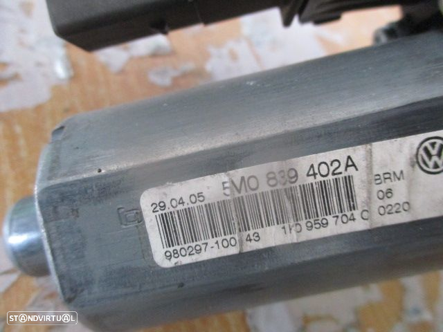 Motor Elevador Vidro 5M0839402A VW POLO 2009 TE - 2