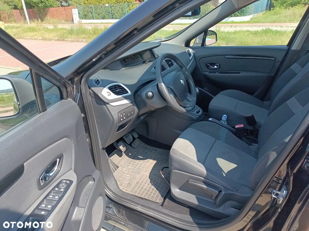 Renault Scenic - 6
