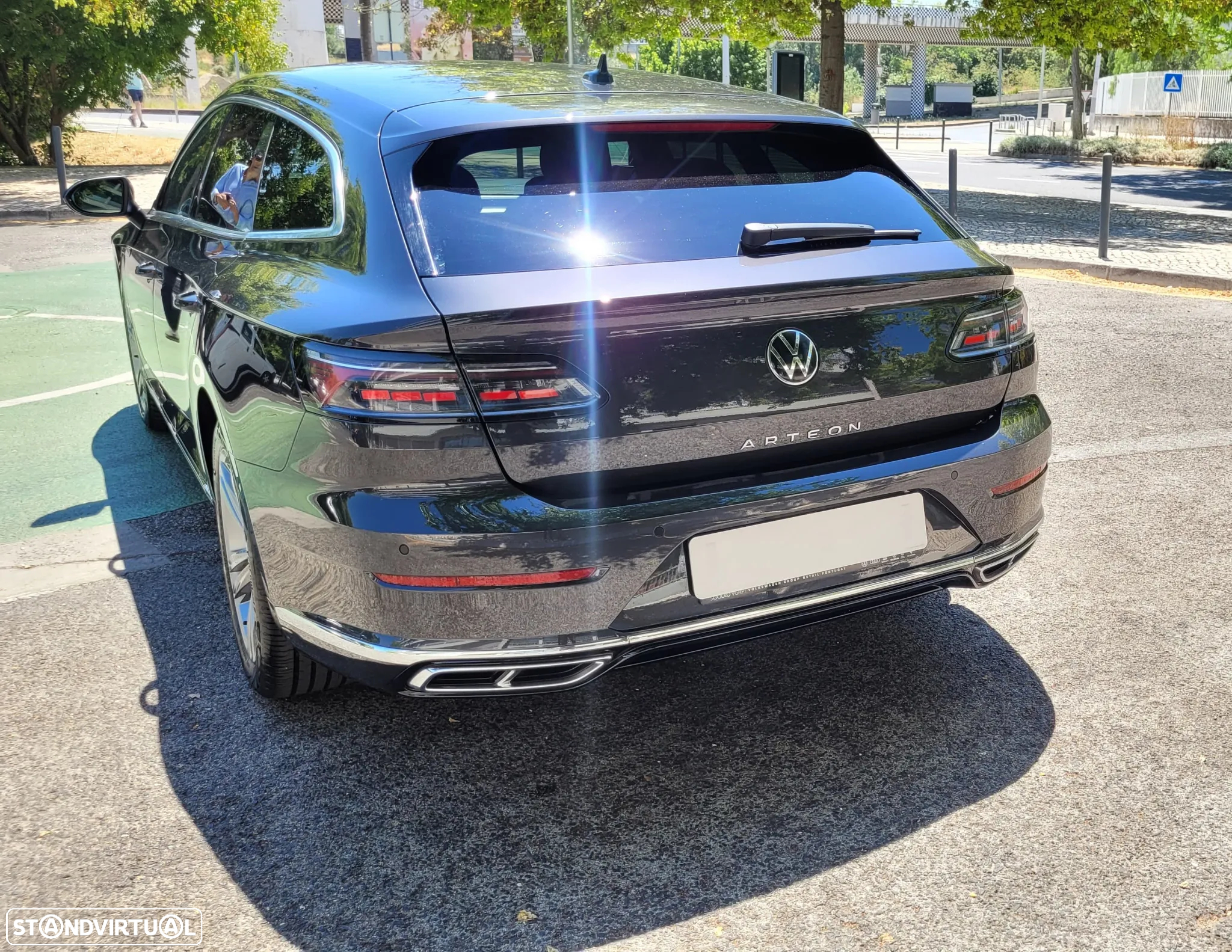 VW Arteon Shooting Brake 2.0 TDI R-Line DSG - 4