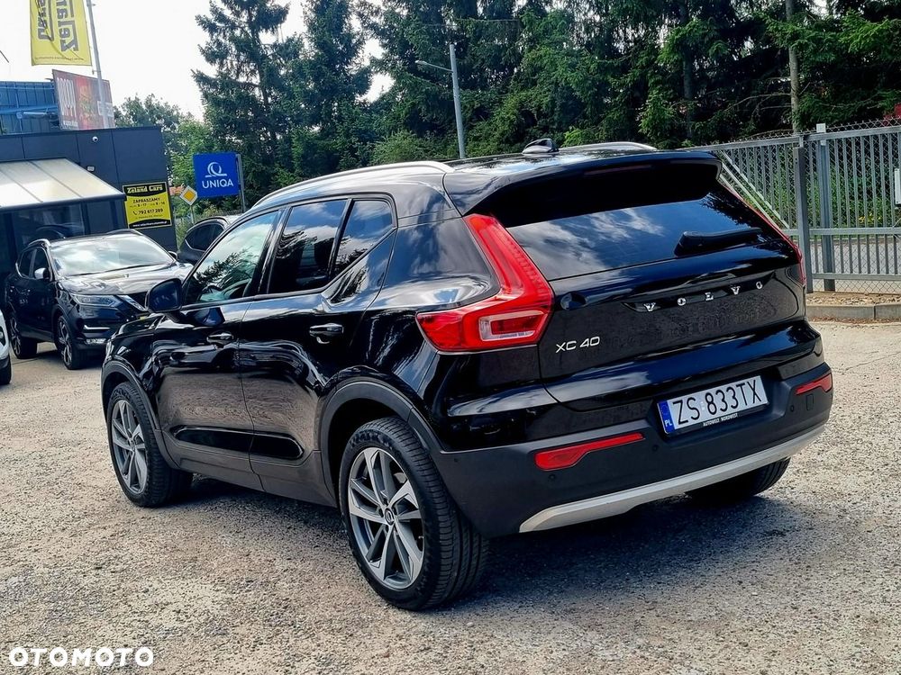 Volvo XC 40 - 6
