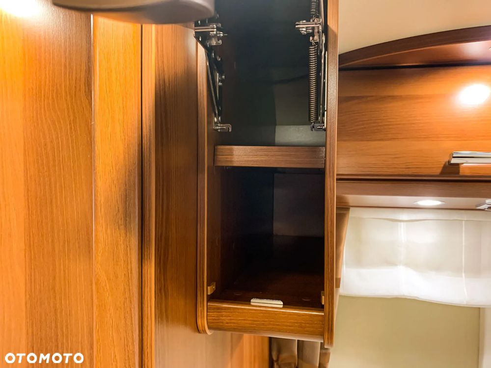 Carthago Chic C-line 4.9 LE Superior - 29