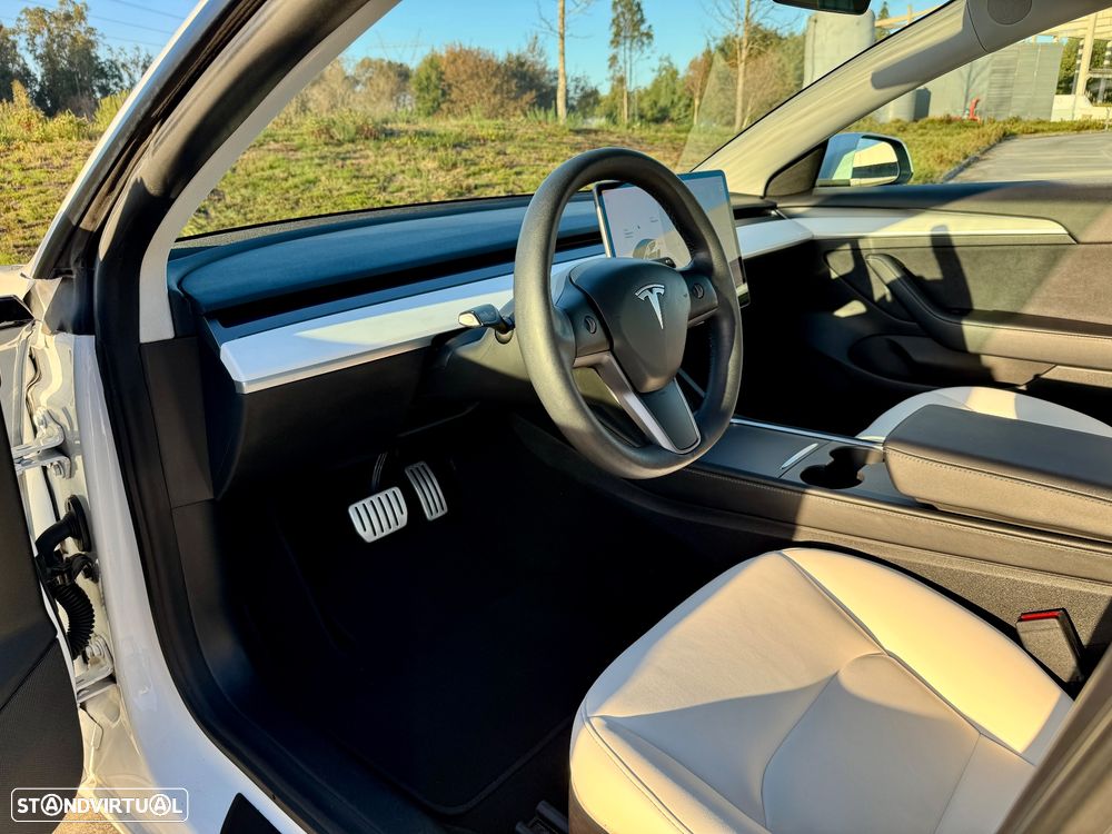 Tesla Model 3 Performance Dual Motor AWD - 19