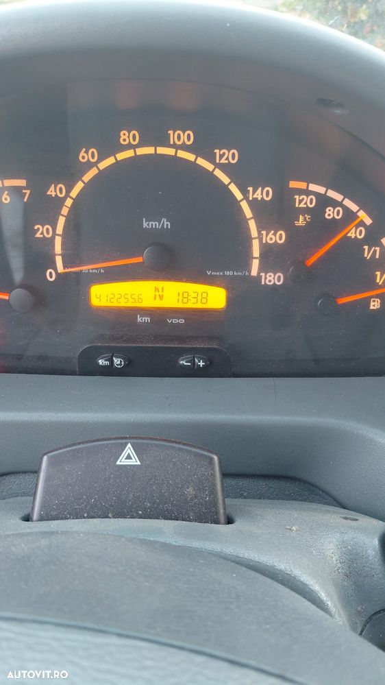 Mercedes-Benz Sprinter - 7