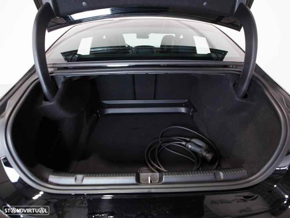 Mercedes-Benz EQE 350+ - 14