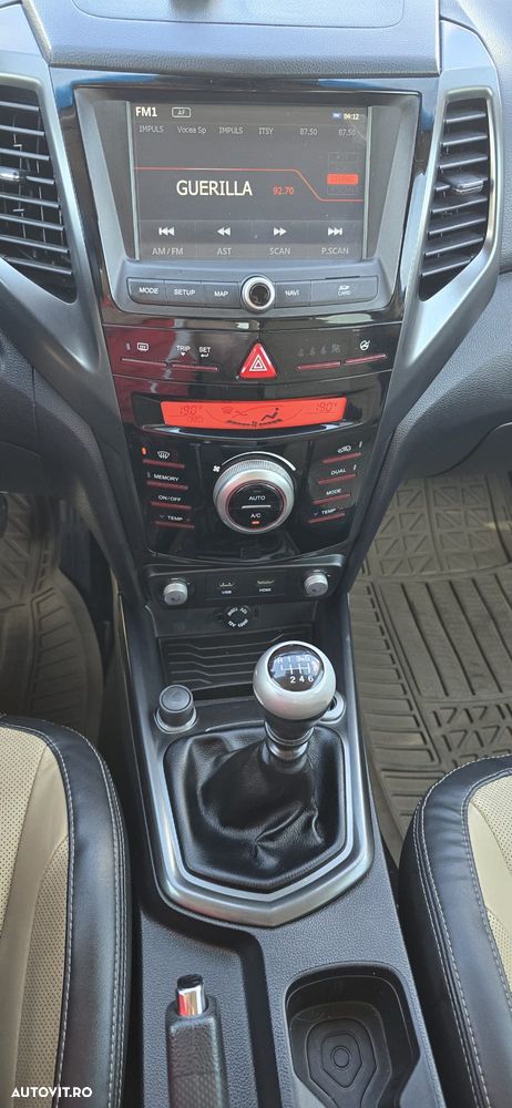 SsangYong XLV 1.6 e-XGI DLX Plus - 17