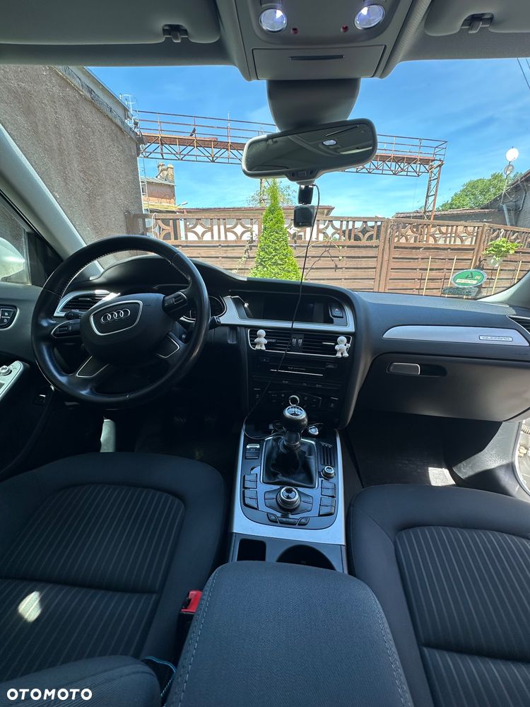 Audi A4 Avant 2.0 TDI Quattro - 9