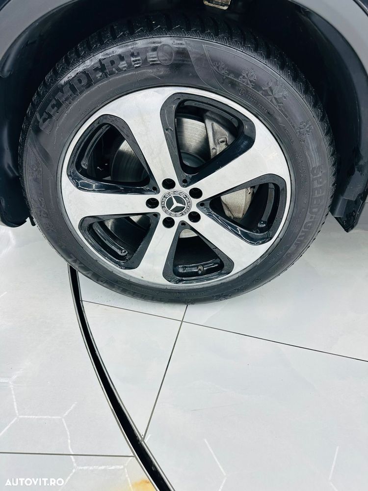 Mercedes-Benz GLC - 9