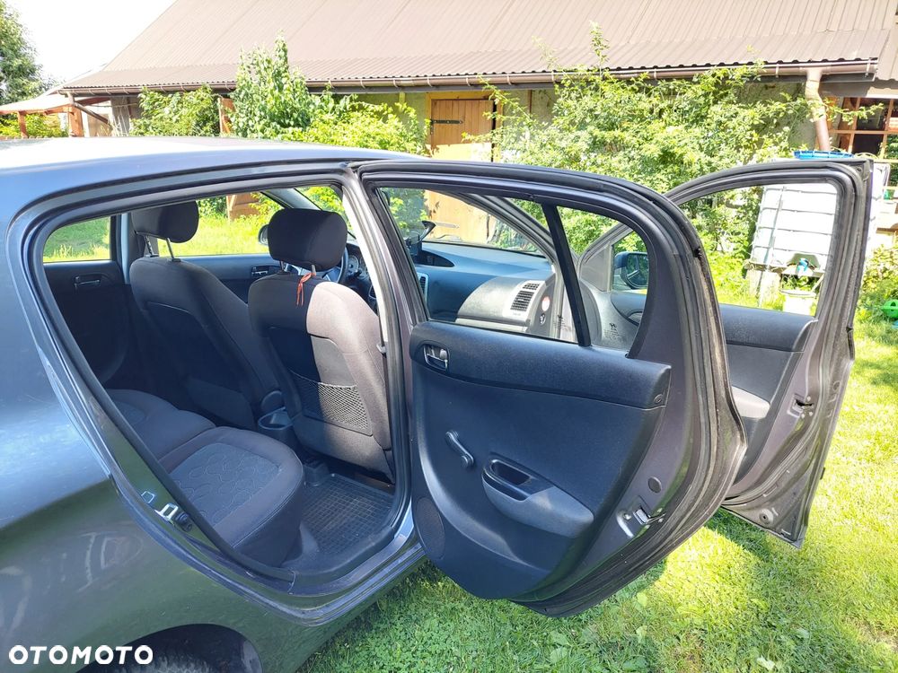 Hyundai i20 1.4 CRDi Classic + EU5 - 16