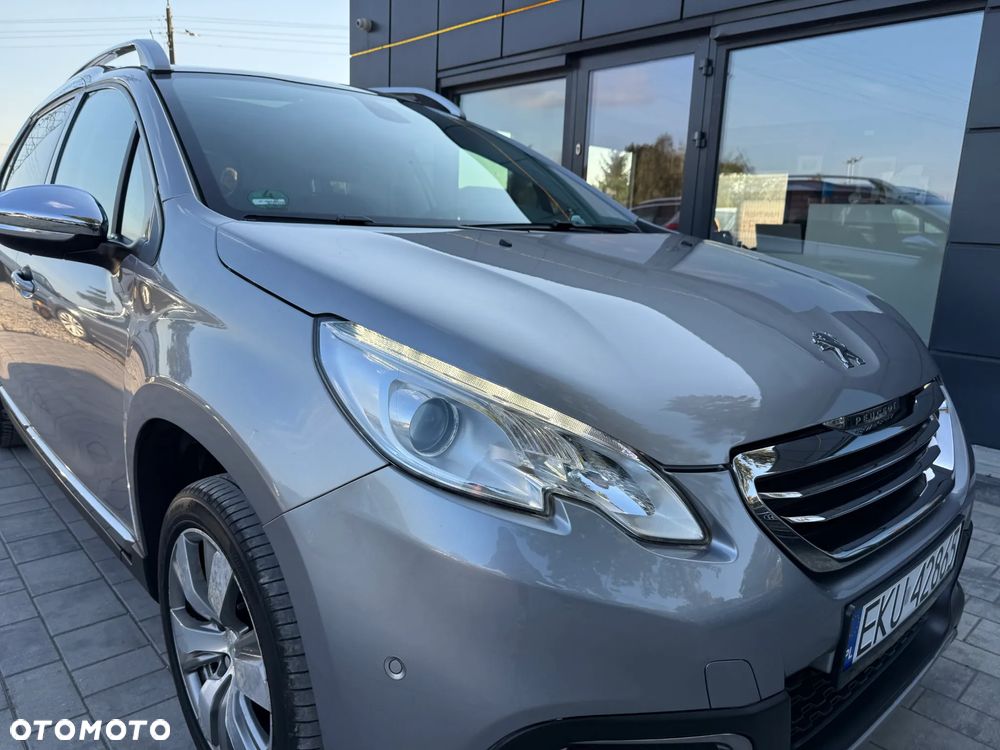 Peugeot 2008 1.2 Pure Tech Allure S&S - 18