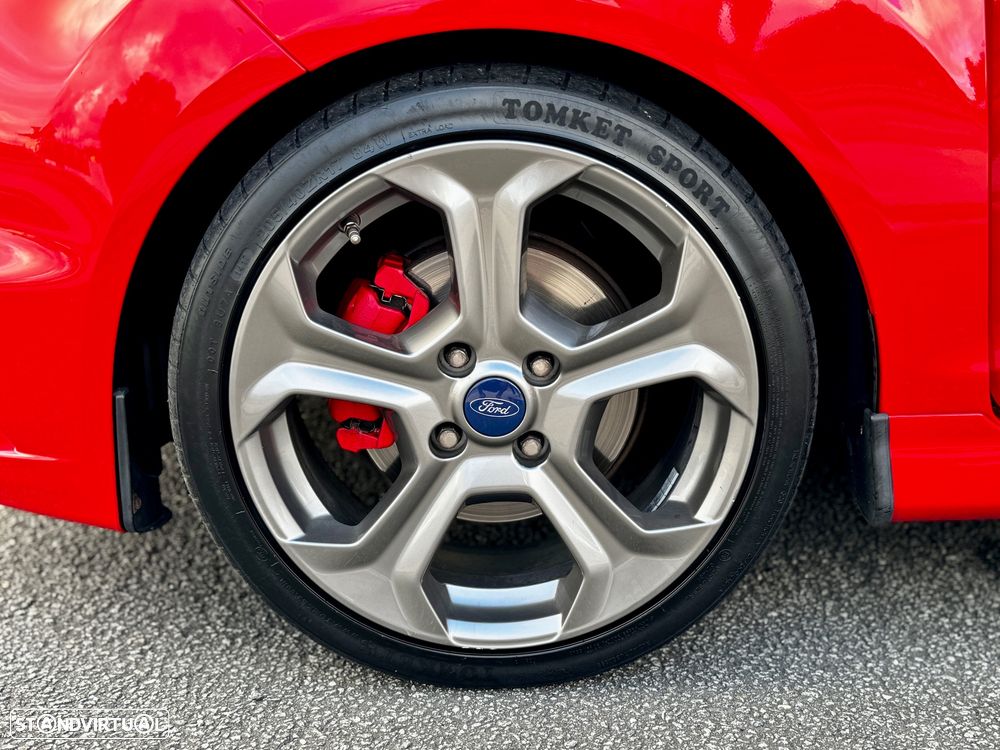 Ford Fiesta 1.6 EcoBoost c/ Pack Pele Desportiva ST - 9
