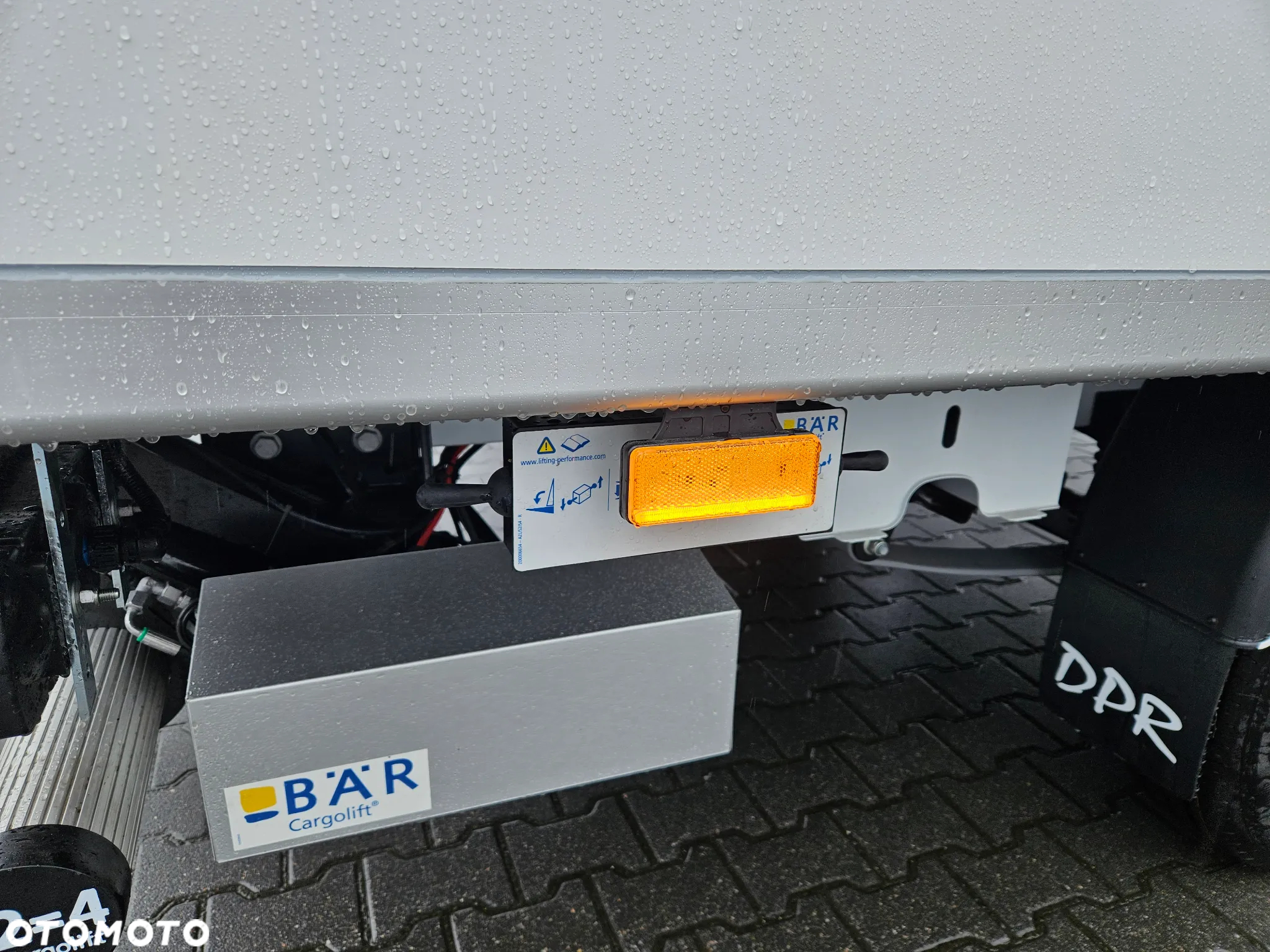 Renault nowy Master kontener 8 EP + winda - 7
