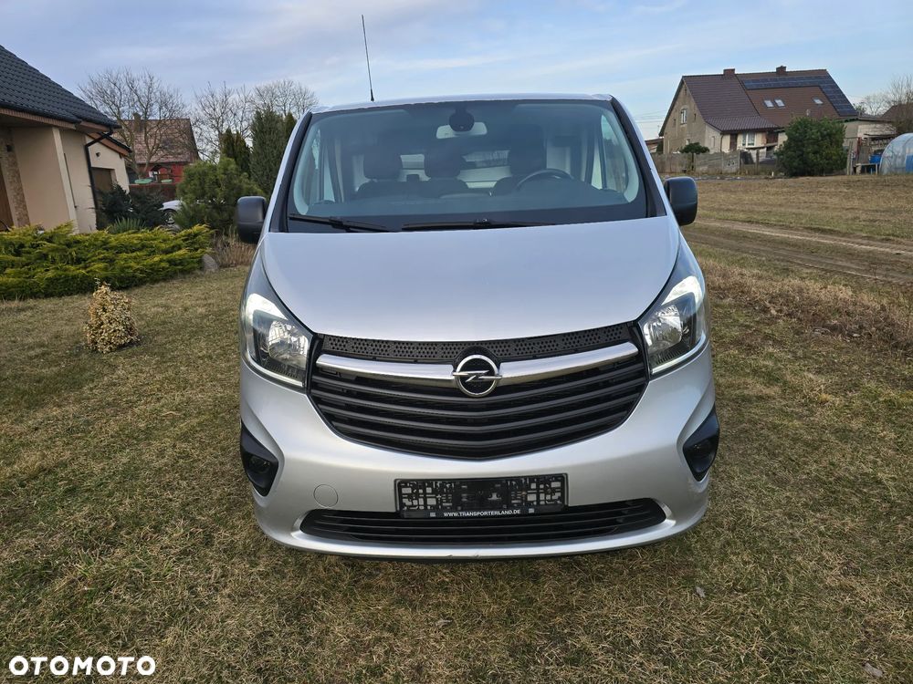 Opel Vivaro - 8