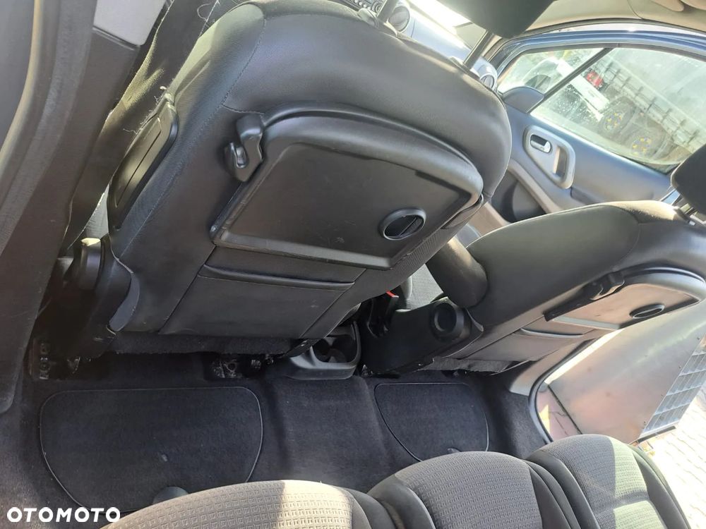 Citroën Berlingo 1.6 HDi Multispace - 9