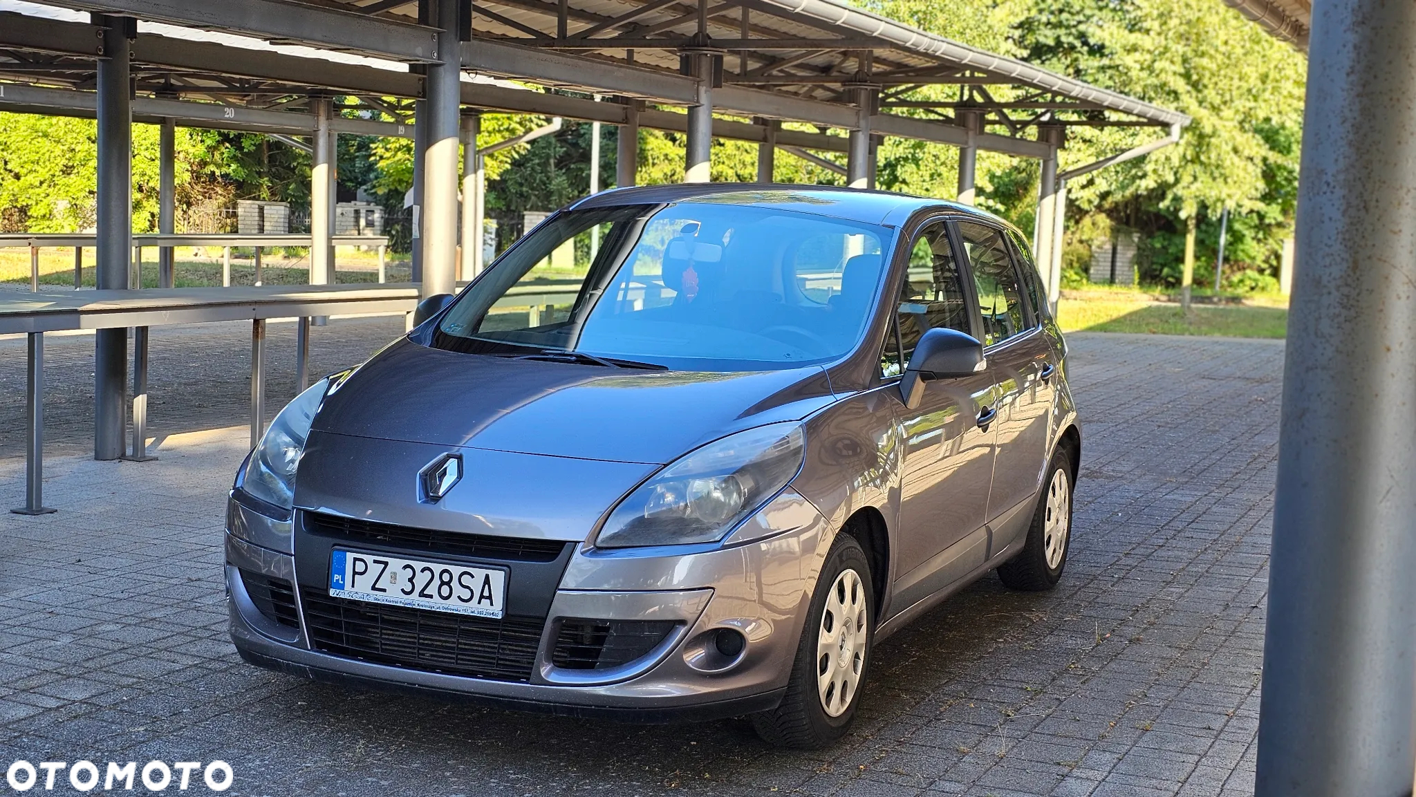 Renault Scenic - 4